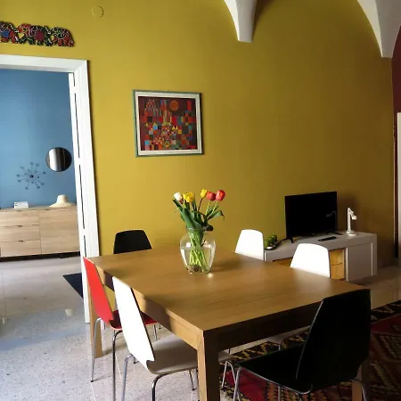 La Casa Dei Colori Апартаменты *
